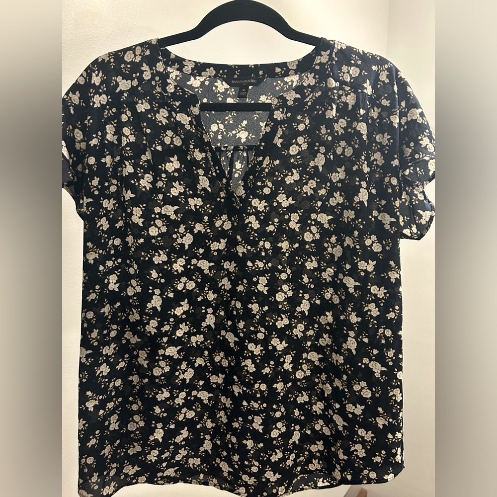 Banana Republic Blouse